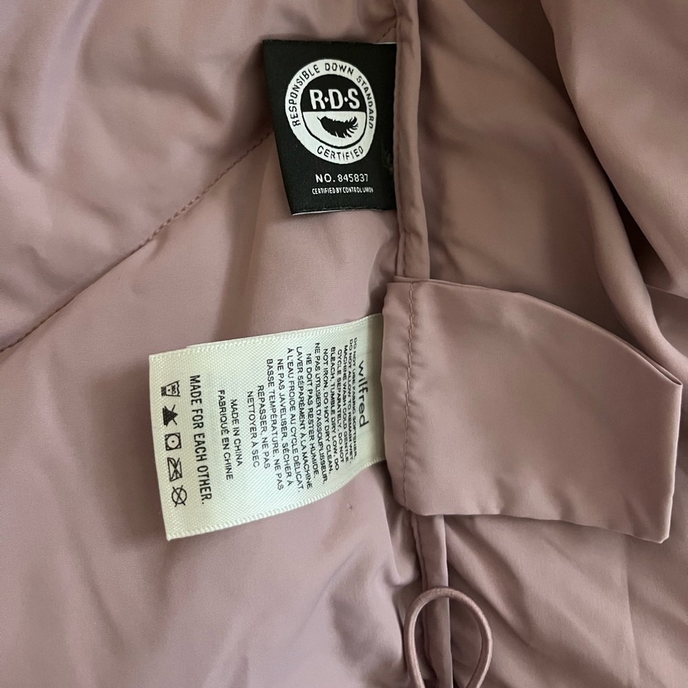 Aritzia Wilfred Cloud Puff Down Jacket Fawn Pink Size Small - Picture 5 of 8